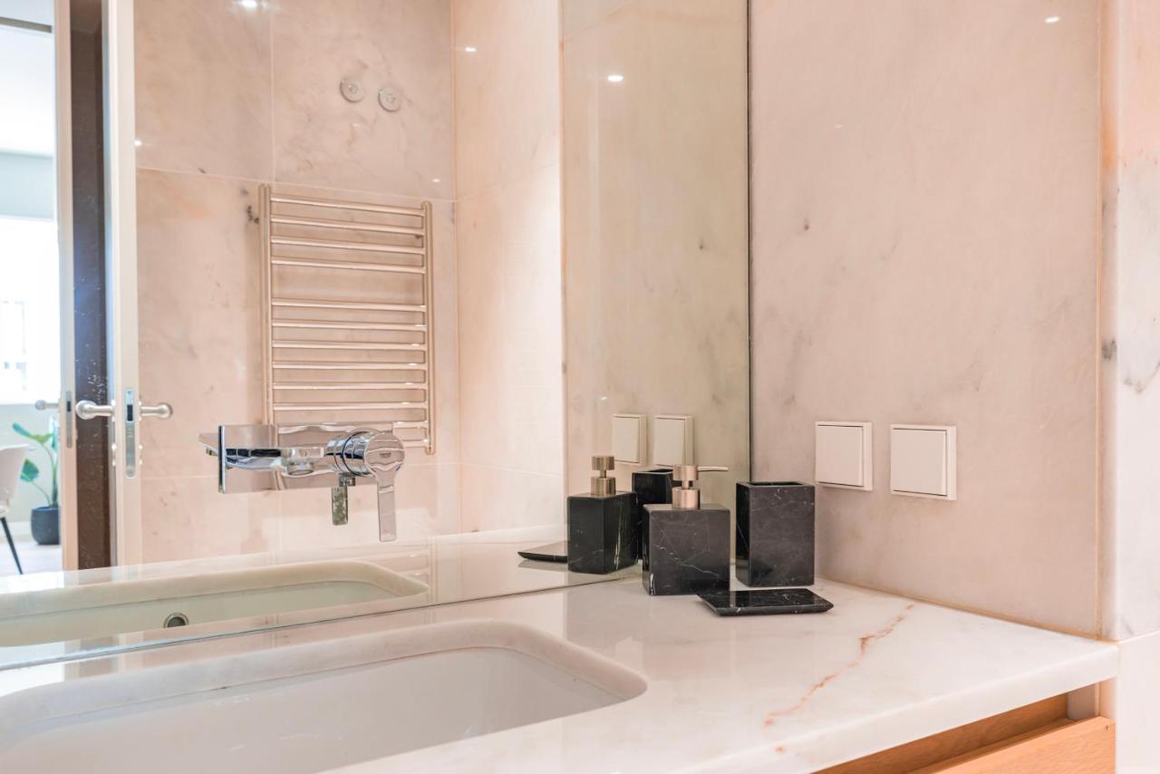 Liberdade Elegance W/Rooftop Pool By Lovelystay Lisboa Eksteriør bilde